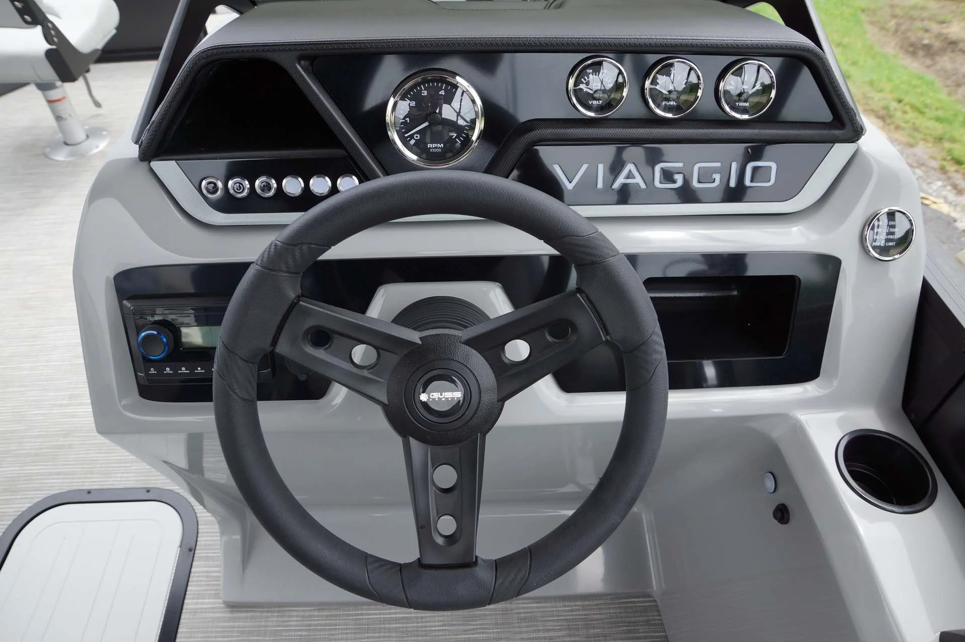 2024 Viaggio Lago V20F w/ Suzuki 115 FourStroke — VC Marine